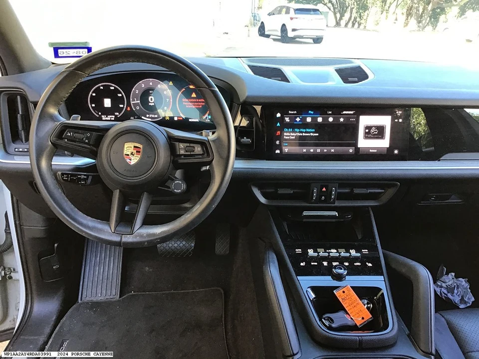 2024 Porsche 9Y0/9Y3 Cayenne - Image 13 of 25